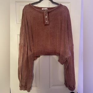 jcpenny brand, acid wash cropped henley